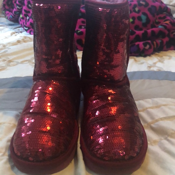 burgundy uggs